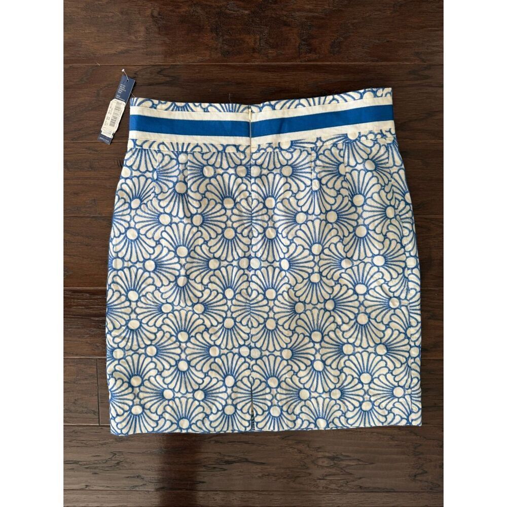 NWT Antonio Melani Blue White Flower Horsebit Mini Skirt 12 - Picture 2 of 8